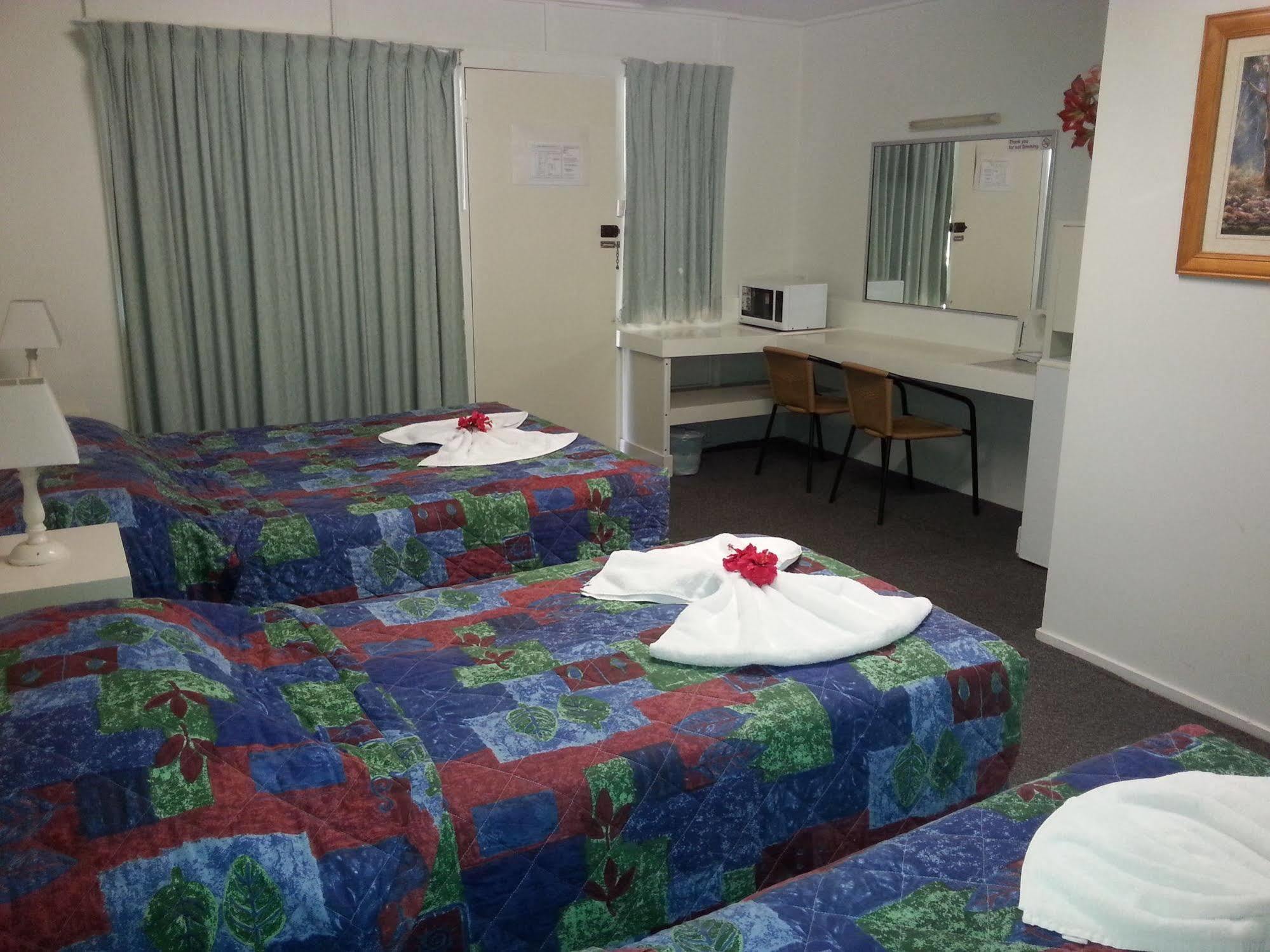 Golden Fountain Motel روكهامبتون المظهر الخارجي الصورة