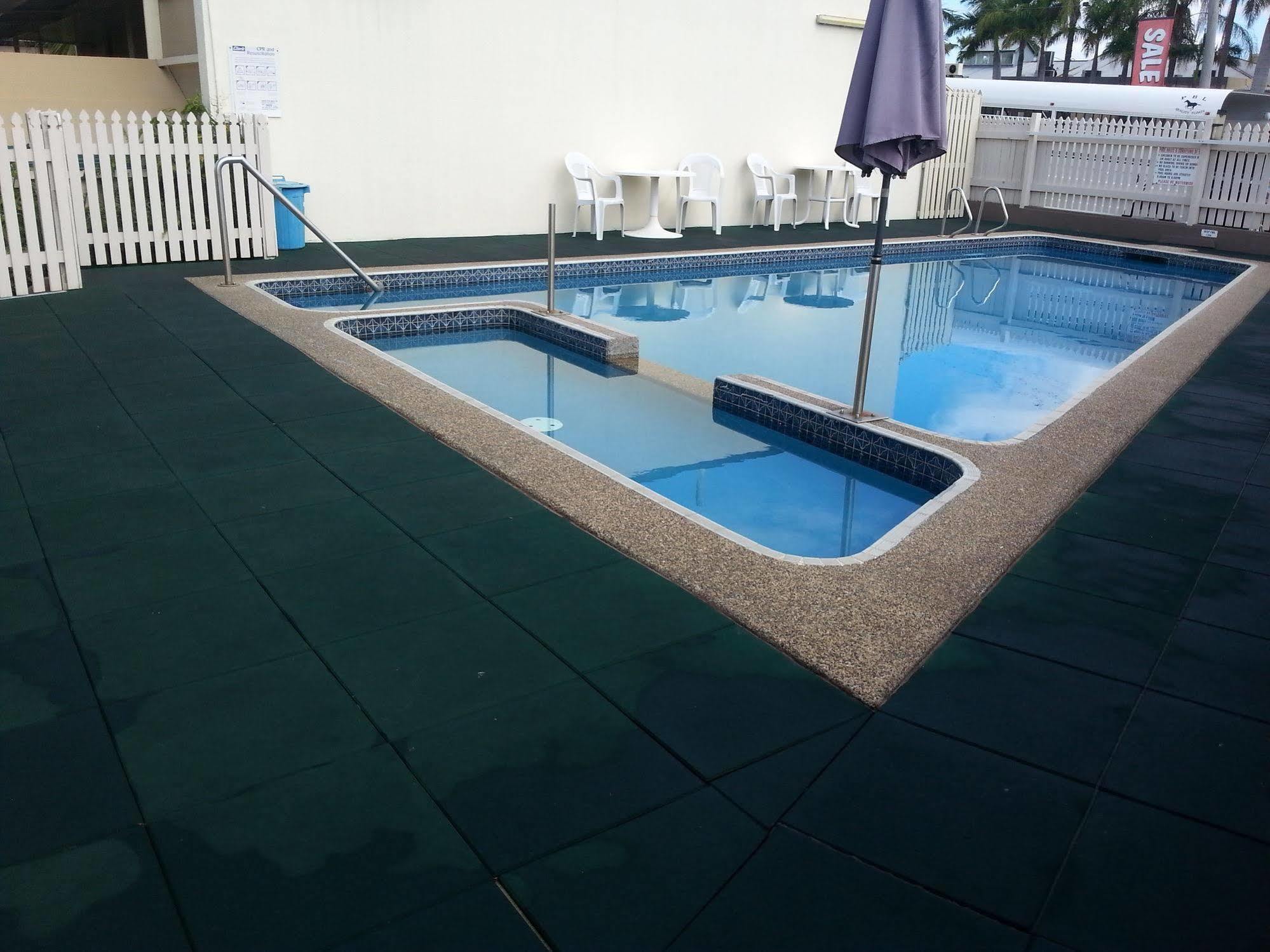 Golden Fountain Motel روكهامبتون المظهر الخارجي الصورة